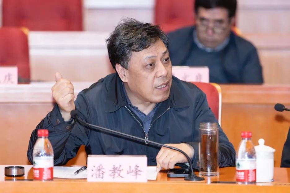 理事长.jpg