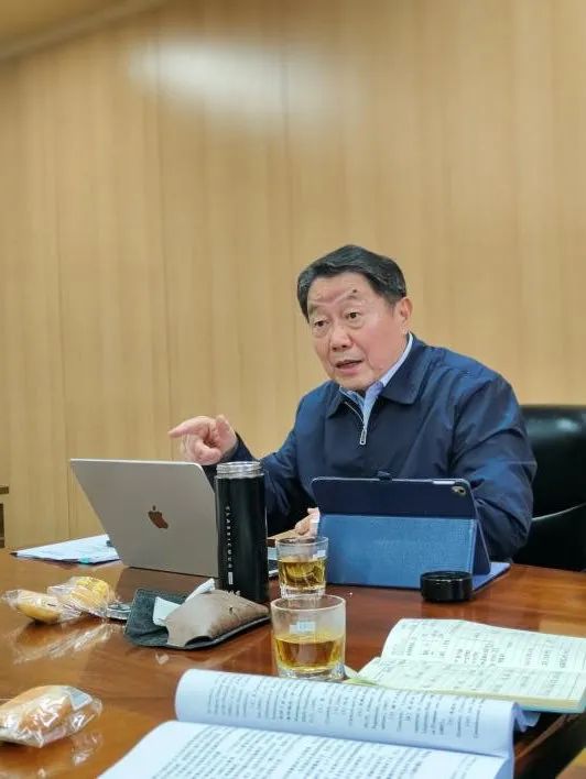 段培君.jpg